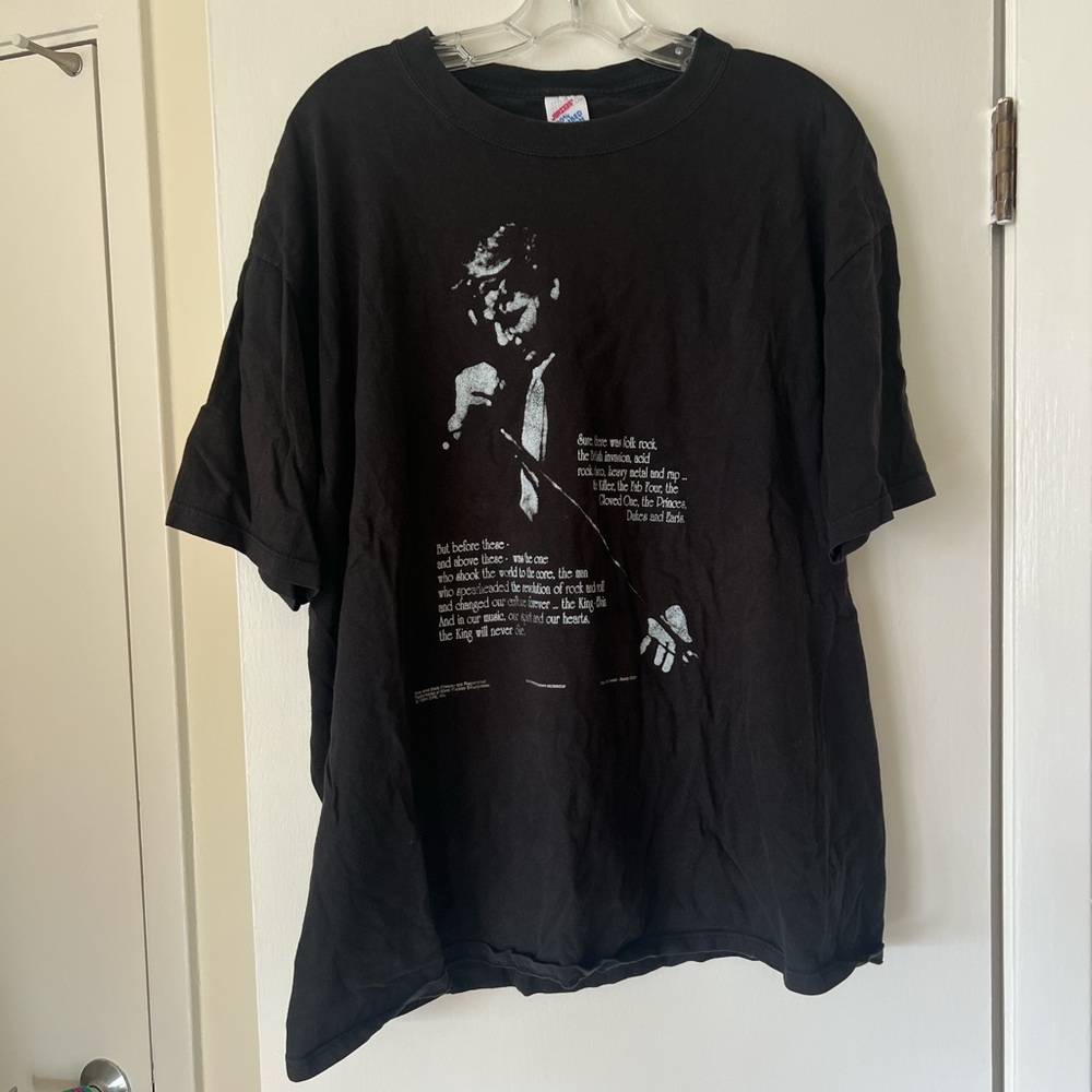 Jerzees Black Short Sleeve Tee-Vintage Elvis (100% cotton)
